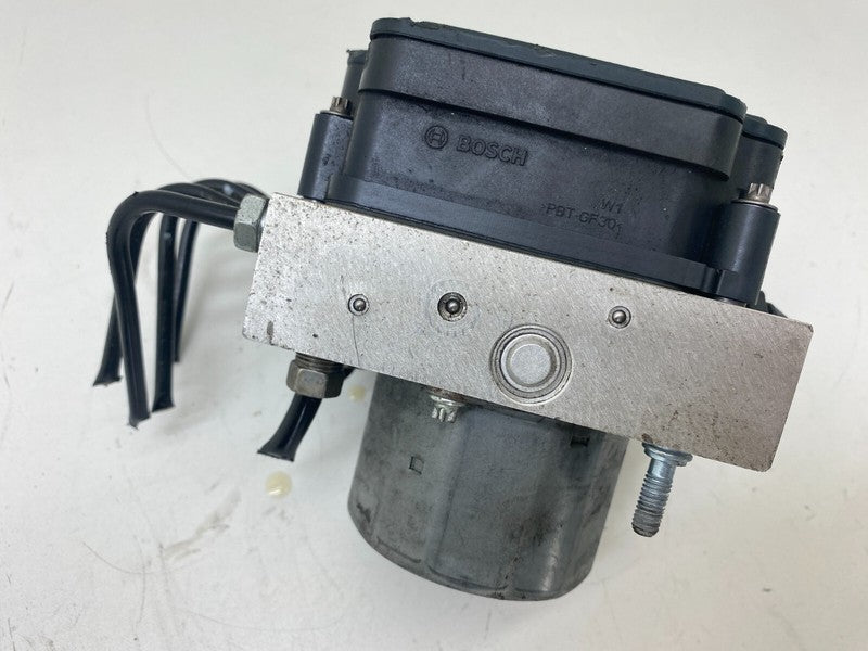 ⭕ 12-15 Model S Anti-Lock ABS Brake Pump Hydraulic Control Module 1037