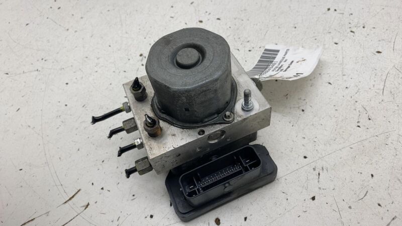 103779700B 2012-2015 Tesla Model S Anti-Lock ABS Brake Pump Hydraulic Control Unit Module