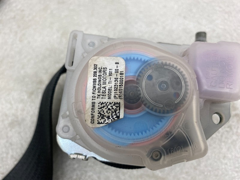 1023136-00-B ⭕2012-2015 Model S Rear Left or Right 2nd Row Seat Belt & Retractor 1023136-00-B