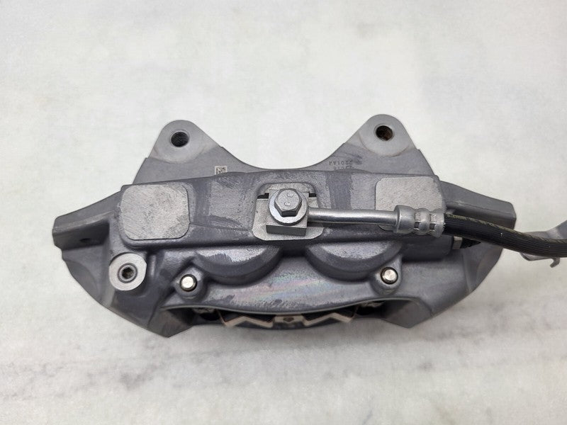104462200E ⭕17-23 Model 3 Front Passenger Side Caliper + Brake Hose Line Right 1044622-00-E