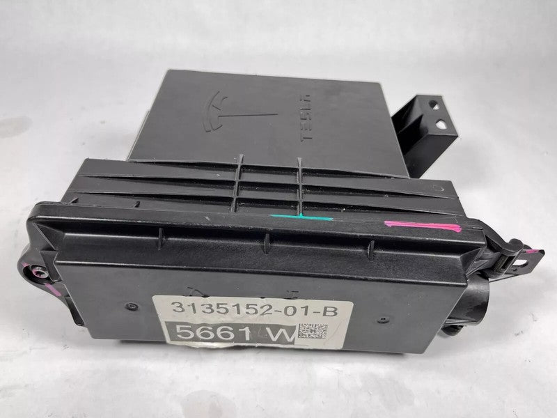 ⭕ 2016-2020 Tesla Model X Front Body Control Module Enclosure Box 2058