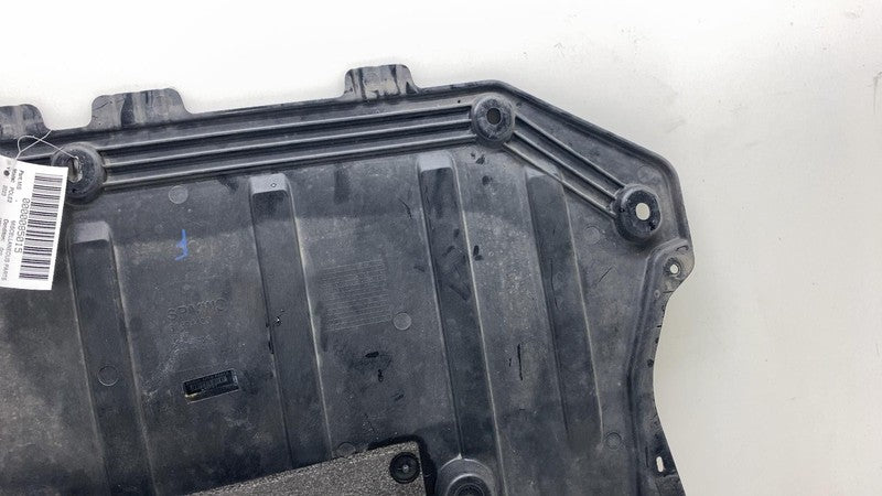 31694433 ⭕ 2021-2023 Polestar 2 Center Underbody Engine Protection Guard Cover 31694433