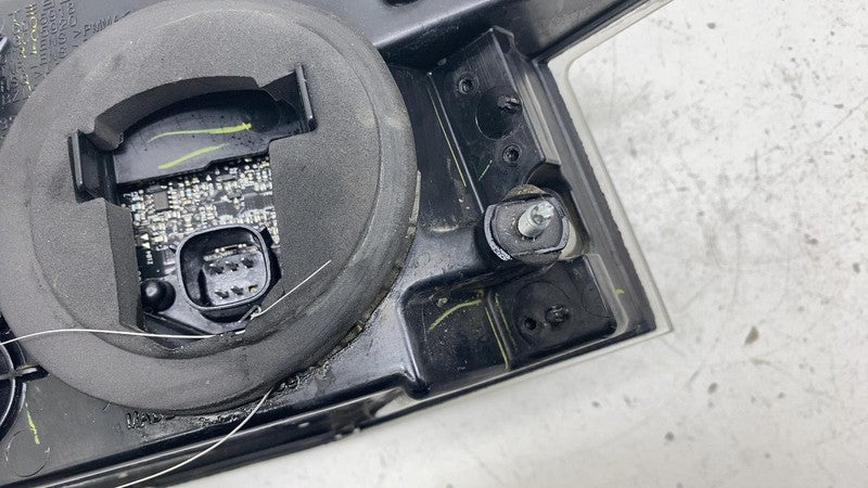 ⭕ 2012-2022 Tesla Model S Rear Left Taillight LED Outer Tail Lamp 6005