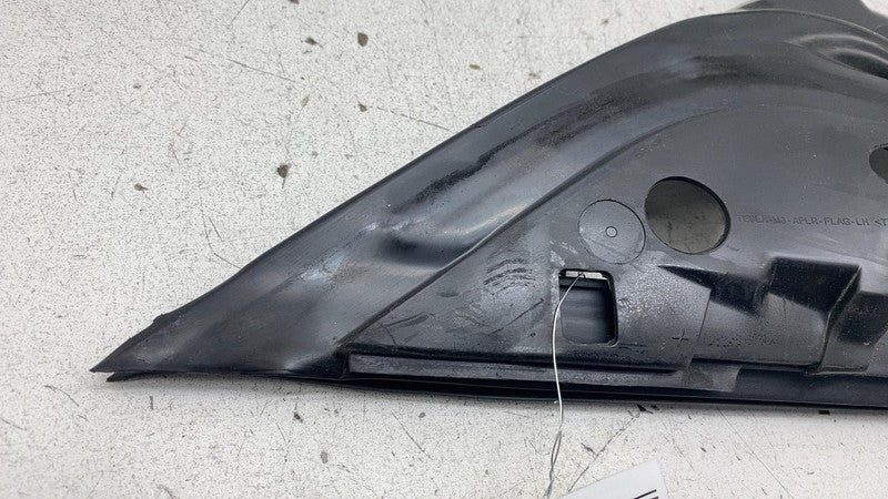 1090501 00 G 2017-2023 Tesla Model 3 Front Left Door A-Pillar Flag Glass Run Rubber Seal LH