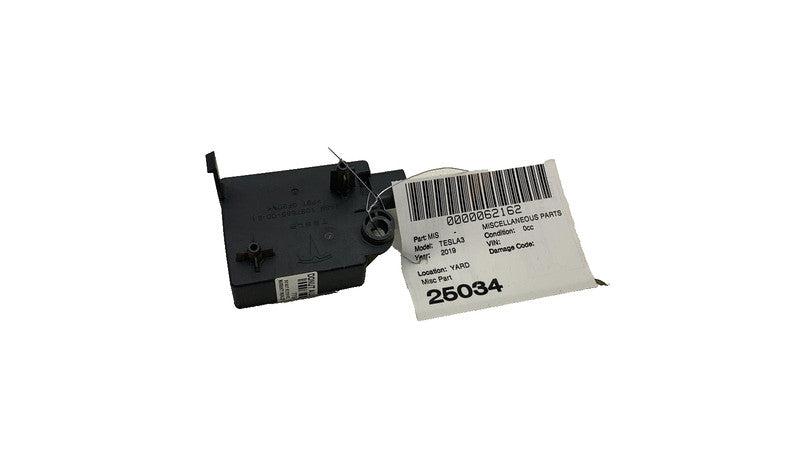 ⭕ 17-23 Tesla Model 3 Rear Bumper BCM Computer Body Control Module 1097855-00-F