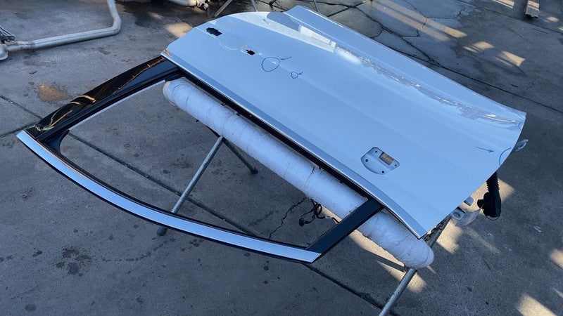 ⭕ 2017-2024 Chrysler Pacifica Front Driver Side Door Assembly Left LH White PW7