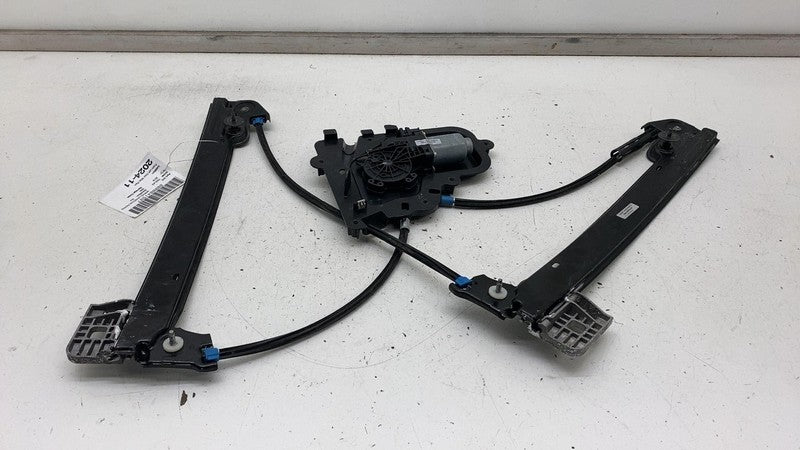 109662110F ⭕ 2017-2023 Tesla Model 3 Front Right Door Window Regulator & Motor 1096621-10-F