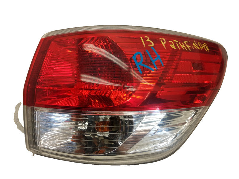 949681 ⭕ 2013-2016 Nissan Pathfinder Left Driver Outer Tail Light Brake Lamp LH 949681
