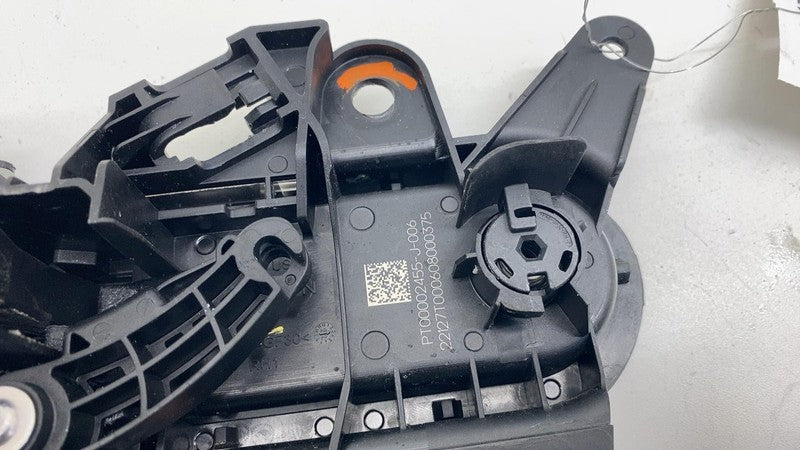 PT00002455-J ⭕22-24 R1T R1S Right Front / Left Exterior Door Handle Green EXP006 PT00002455-J