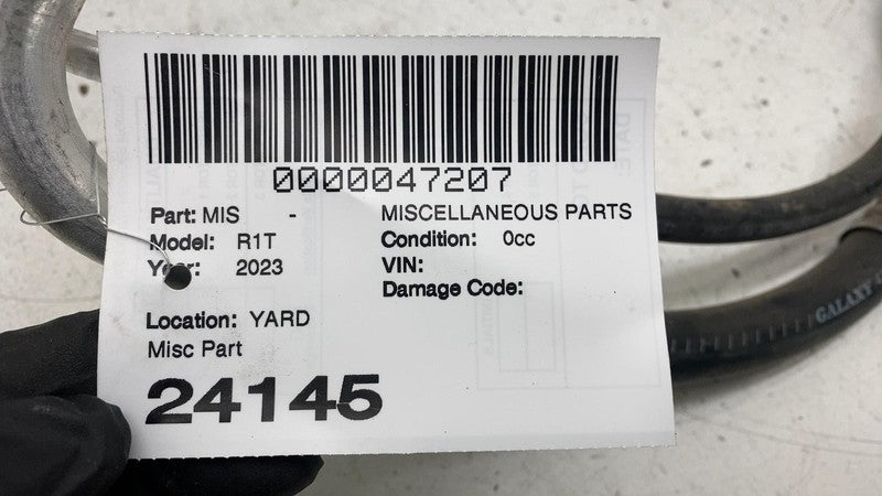 ⭕ 22-24 Rivian R1T R1S A/C Line Compressor Suction Hose Tube Pipe PT00