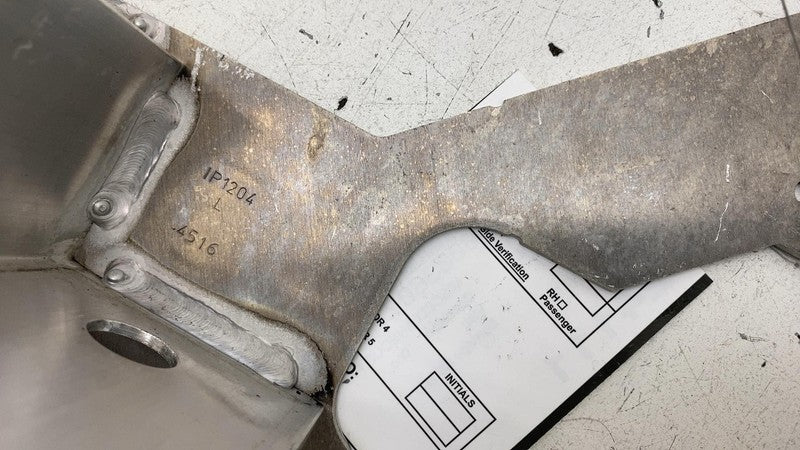 ⭕ 2014-2021 BMW i3 Front Left Driver Side Fender Holder Support Bracket Assembly