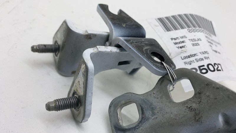 A046571 2017-2023 Tesla Model 3 PAIR Rear Passenger Side Upper & Lower Door Hinge Right