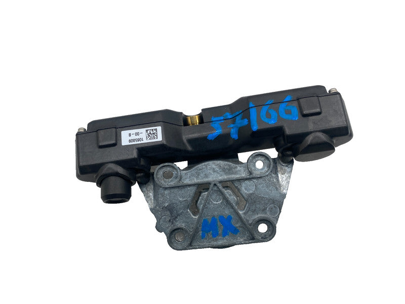 ⭕ 2016-2020 Tesla Model X Front Bumper Park Assist Camera Monocam 1065