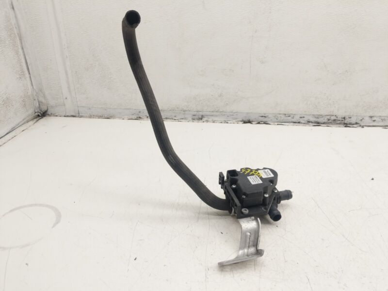2012-2020 Tesla Model S X 4-Way Coolant Pump Valve Actuator with Hose & Bracket