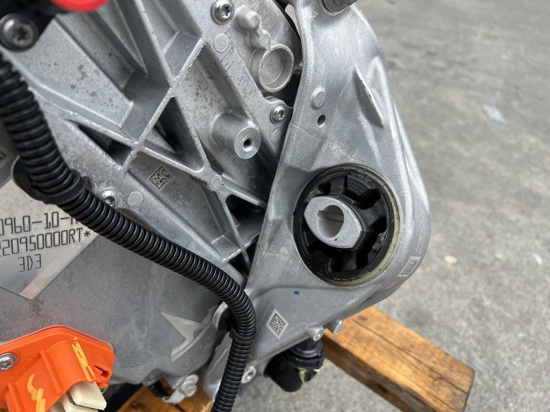 1120960-10-H ⭕ 21-23 Tesla Model Y 3 Front Drive Unit Engine Electric Motor *6k* 1120960-10-H
