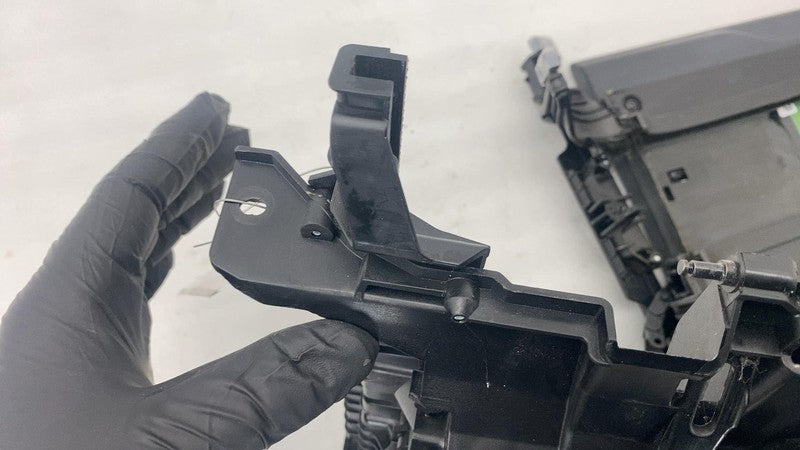 ⭕ 2022-2024 Lucid Air Grand Touring Center Screen Display (PARTS) P11-