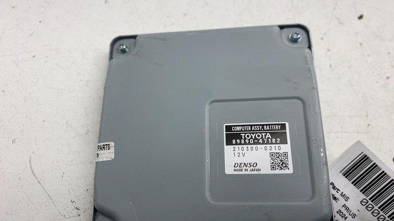 ⭕23-25 Toyota Prius Drive Motor Battery Pack Computer Control Module 8