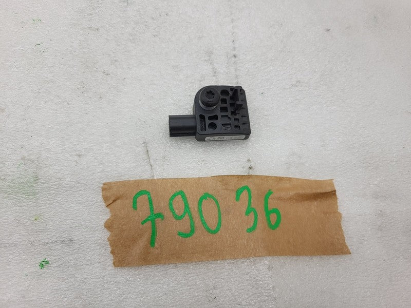100527400B ⭕12-20 Model S Front Left or Right Acceleration Crash Impact Sensor 1005274-00-B