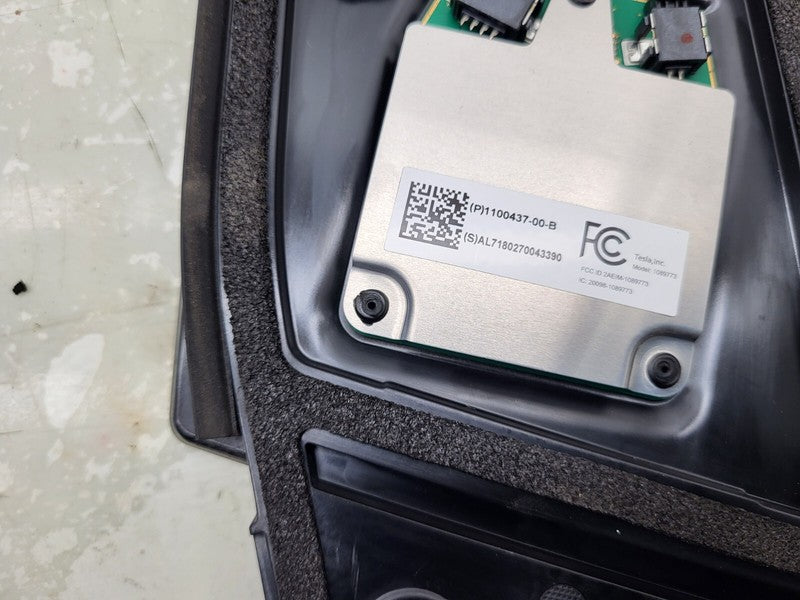 111476000A 2017-2023 Tesla Model 3 M3 Driver Side B-Pillar Applique Glass with Camera Left