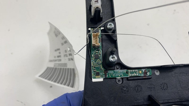 ⭕ 2020-2024 Tesla Model Y Front Windshield Camera Bracket Assembly 151