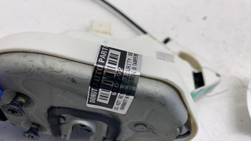 C200628532 ⭕ 2025 Rivian R1S Front Passenger Side Door Lock Latch Actuator Right C200628532