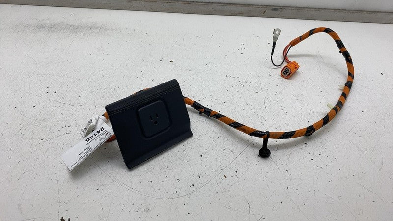PT00038266C ⭕ 2022-2024 Rivian R1T R1S Lower Center Console Wiring w/ Outlet PT00038266-C