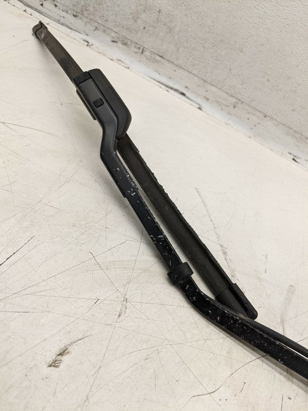 ⭕ 20-24 Tesla Model Y Front Passenger Side Windshield Wiper Arm & Blad
