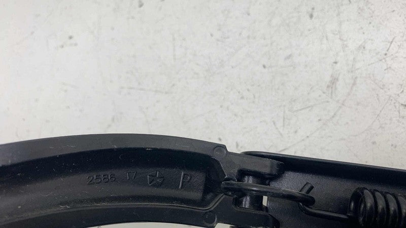 ⭕ 2017-2025 Chrysler Pacifica Front Passenger Side Windshield Wiper Arm Right RH