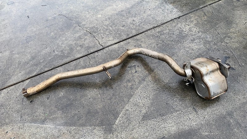 ⭕ 17-20 Maserati Levante Rear Right Exhaust Muffler Silencer w/ Tube Tail Pipe