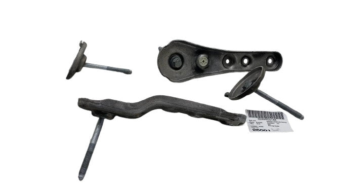 2019 BMW 530e G30 2.0L Rear Subframe Hardware Bolts Brackets Mounts Assembly OEM