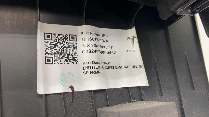 ⭕ 2020-2024 Tesla Model Y Passenger Side Trunk Rucket Bracket Right 18