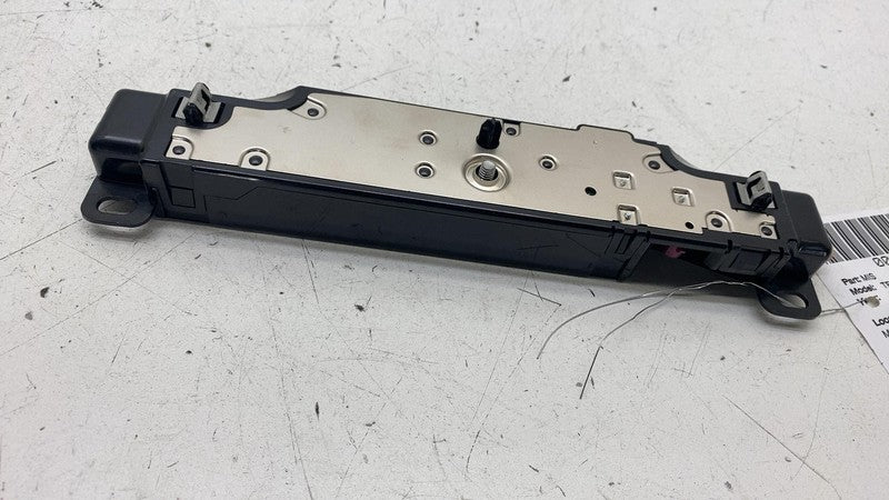 158560100D ⭕ 2017-2023 Tesla Model 3 Y WiFi Bluetooth Antenna Control Module 1585601-00-D