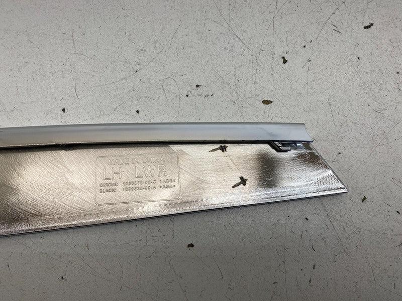 1056379 00 C ⭕ 2016-2020 Model S Left Fog Lamp Spear Cover Lower Strip Chrome LH 1056379-00-C