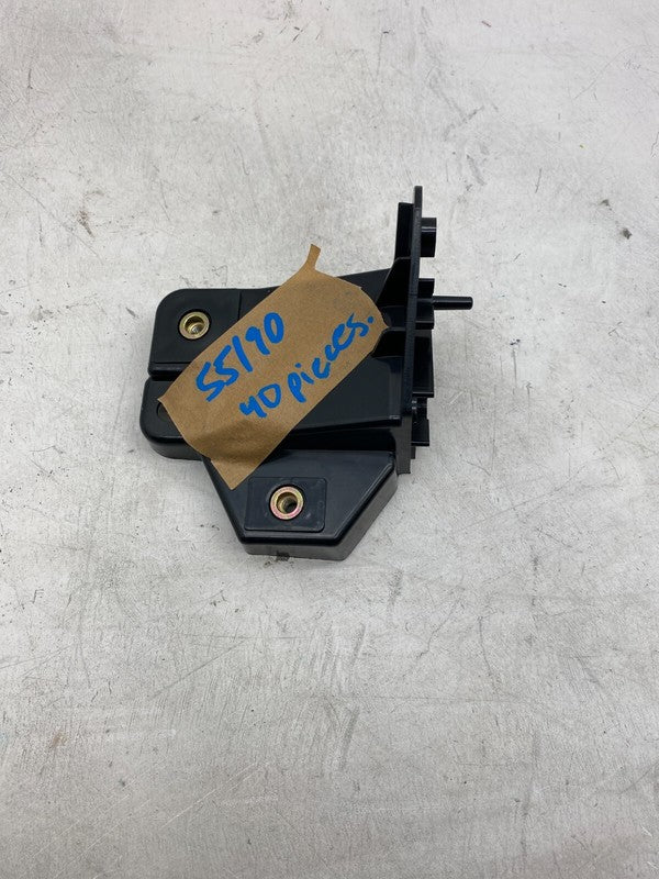 1061332 00 B ⭕ 2016-2020 Tesla Model S Front Grille Strip Support Bracket Right 1061332-00-B