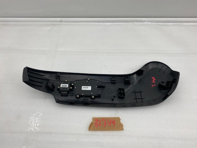 AG130872A ⭕ 2012-2015 Tesla Model S Front Right 1st Row Seat Control Switch & Trim Panel