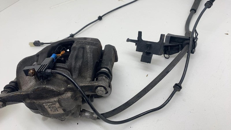 ⭕ 14-17 Mercedes-Benz B-Class W242 W246 Front Passenger Side Brake Caliper Right