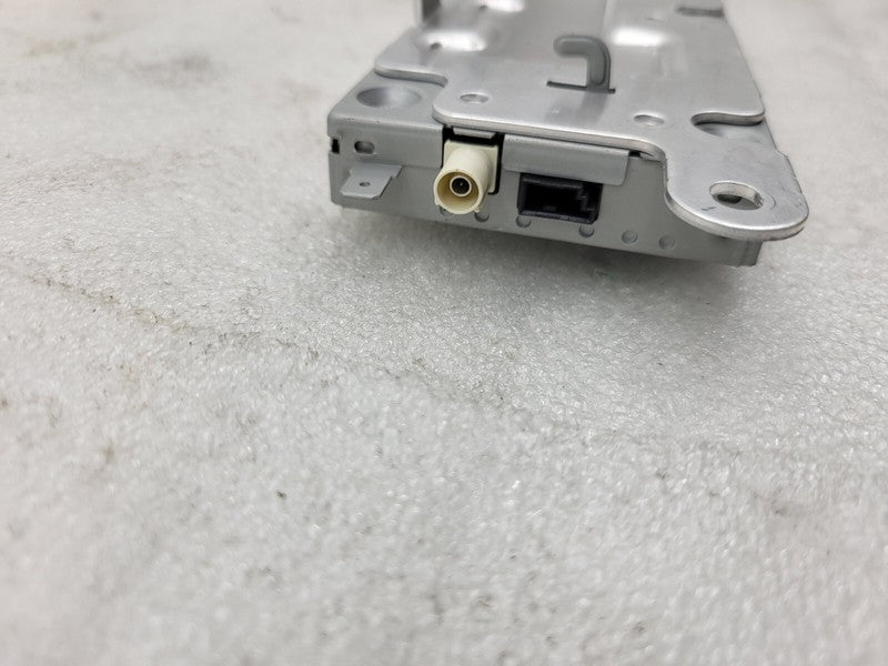 107974900D ⭕ 2017-2023 Model 3 Harman Becker FM HD Audio Radio Receiver Module 1079749-00-D