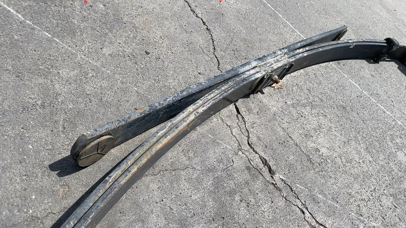 ⭕ 14-19 Silverado 1500 Rear Left or Right Suspension Leaf Spring AWD 2