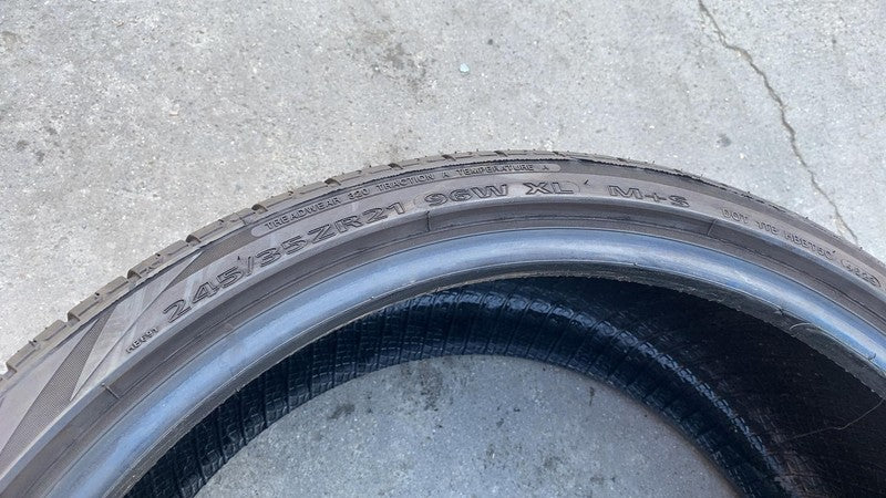 Lionhart LH-5 Tire 245/35ZR21 96W