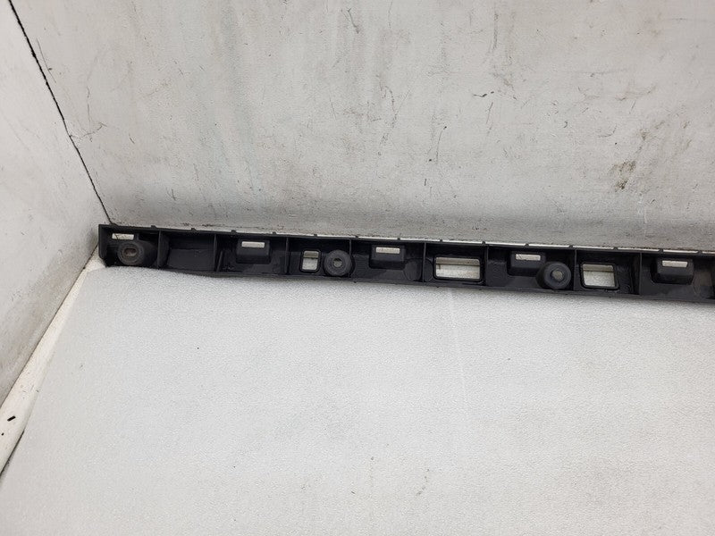 104669100B ⭕ 2016-2023 Tesla Model X Rocker Carrier Panel Trim Bracket Right 1046691-00-B