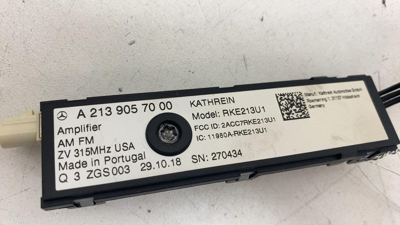 A213-905-70-00 ⭕ 15-20 Mercedes-Benz C300 Rear Radio Radio Antenna Amplifier Module A2139057000