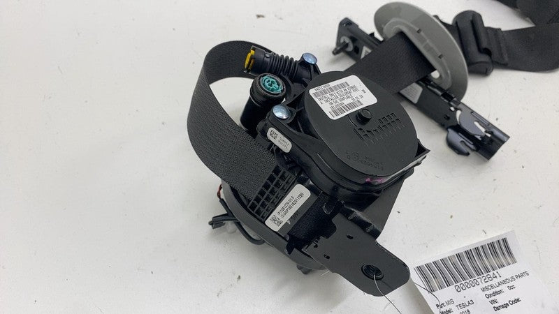 108127901F ⭕ 2017-2023 Tesla Model 3 Front Right 1st Row Seat Belt & Retractor 1081279-01-F