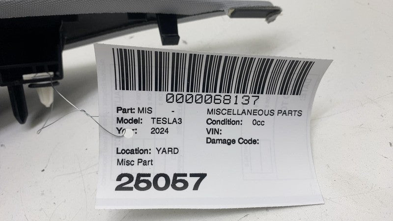 ⭕ 24 25 Model 3 Passenger Upper Rail Trim Providence Cover Right 17718