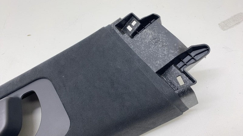 PT00388008 ⭕ 2022-2024 Rivian R1T Right Side Upper B-Pillar Trim Cover Panel RH PT00388008