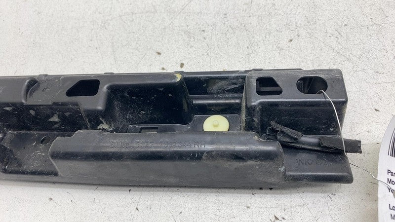 ⭕ 2018 2019 2020 BMW 530e G30 2.0 Front Right Skirt Rocker Molding Pan