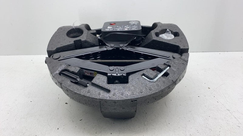 ⭕ 2014-2020 Maserati Ghibli SET of Jack Tool Emergency Repair Kit w/ H