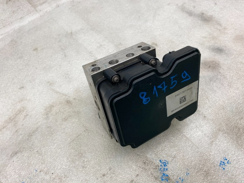 103779700D ⭕ 16-20 Model X Anti-Lock ABS Brake Pump Hydraulic Control Module 1037797-00-D