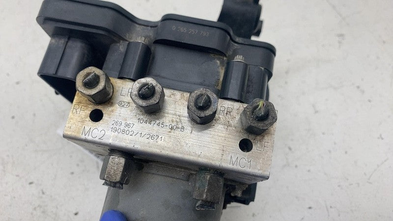 ⭕ 17-23 Tesla Model 3 Anti-Lock Brake System ABS Pump Module Unit 1103