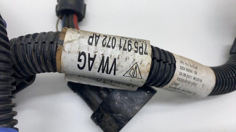 7P5971072AP 2011-2014 Porsche Cayenne Engine Bay Junction Fuse Relay Box & Wiring Harness