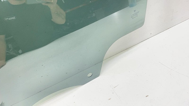 E9 43R-004553 ⭕ 2020-2021 Tesla Model Y Rear Driver Side Door Window Glass Left (Single Pane)